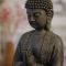 Große Buddha-Figur in Bronzeoptik, sitzend, 38 cm