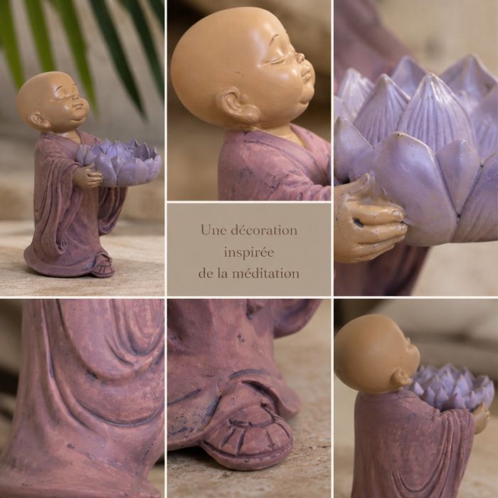 Mönchsfigur mit Lotusblüte als Teelichthalter, 13 cm