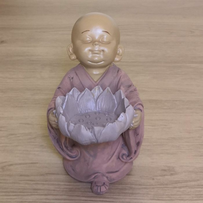 Mönchsfigur mit Lotusblüte als Teelichthalter, 13 cm