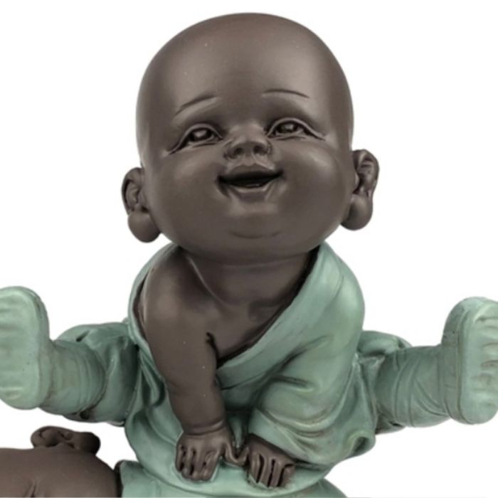 Zwei spielende Mönche „Jump“ aus Polyresin, 12 cm